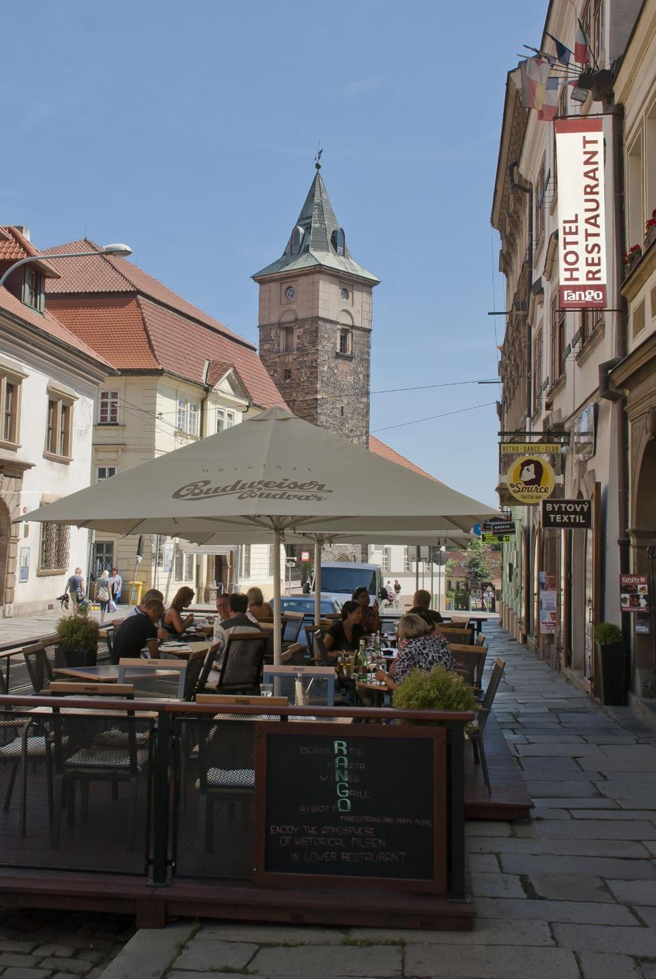 Hotel Rango Plzen Bagian luar foto